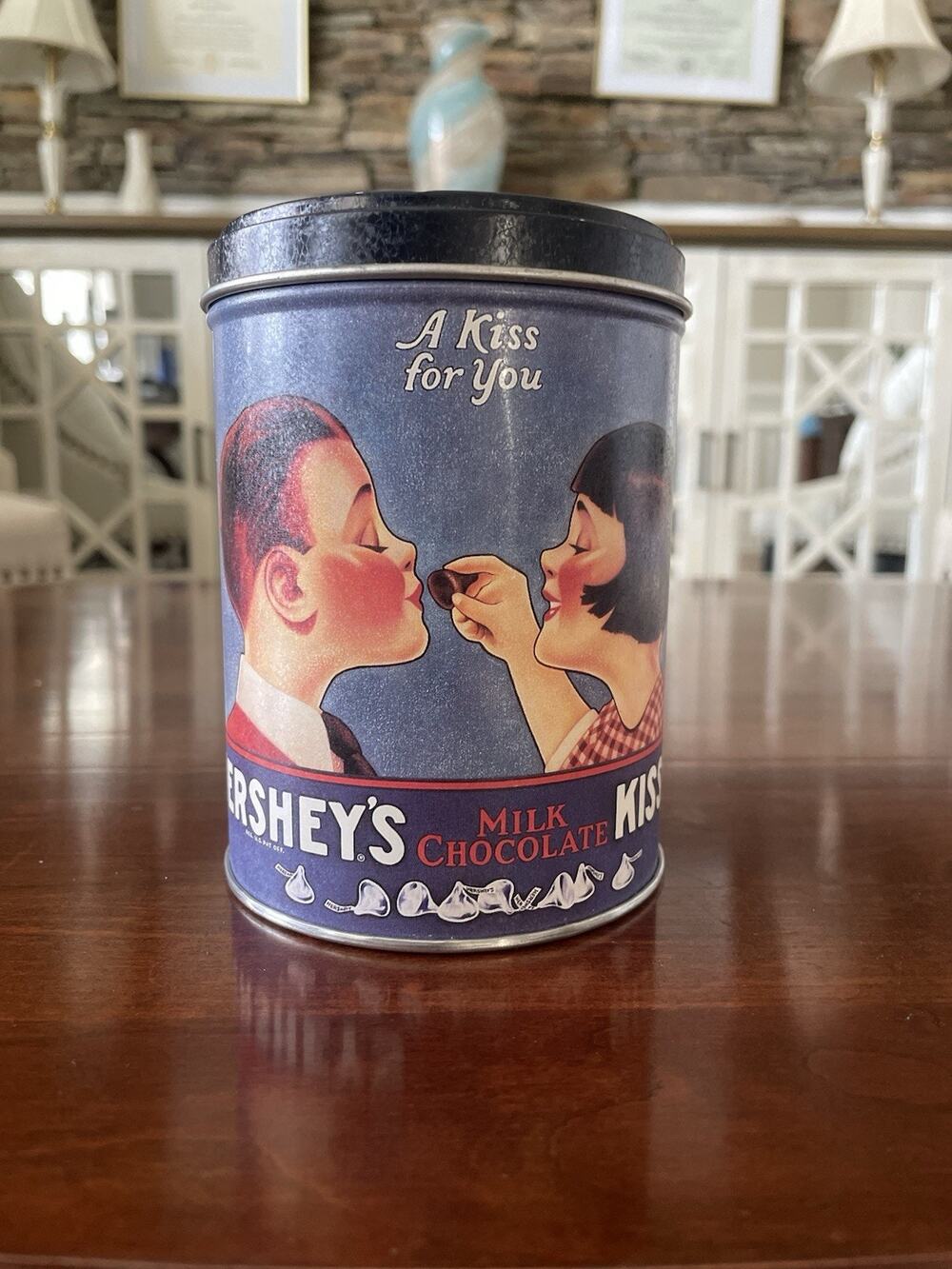 Vintage 1980 Hershey's Kisses Milk Chocolate Tin Can "A Kiss For You"